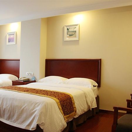 Greentree Inn Anhui Fuyang Yijing International North Door Busniess Hotel Dış mekan fotoğraf